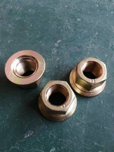 Shaanxi Automobile Shacman Delong cilpas uzgriežņa piederums komerciālajam transportlīdzekļam, īss sešstūra riteņa riepas rumbas kombinētais uzmavas uzgrieznis OEM 190003884160